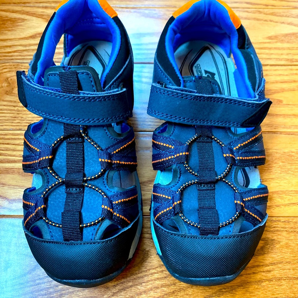 Boys Covered-Toe Velcro Sandals.